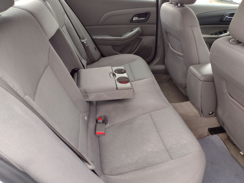 2015 Chevrolet Malibu Image 15