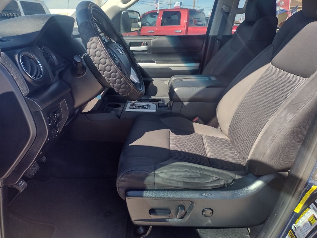 2015 Toyota Tundra Image 13