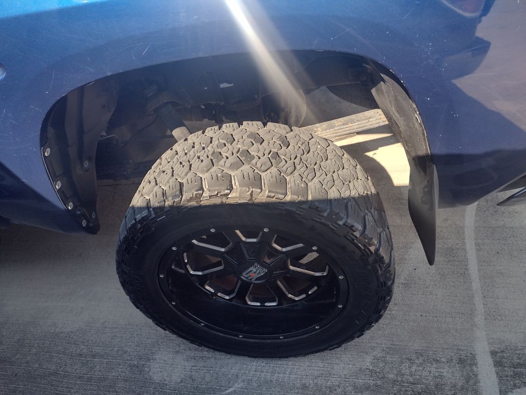 2015 Toyota Tundra Image 22
