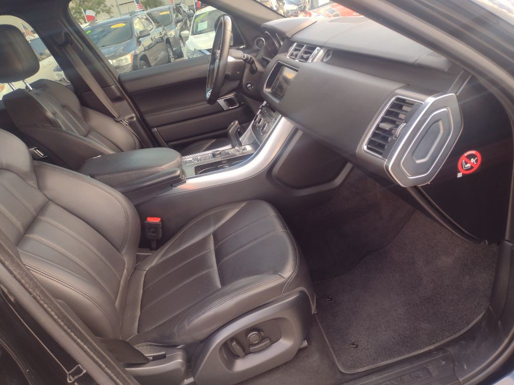 2017 Land Rover Range Rover Sport Image 17