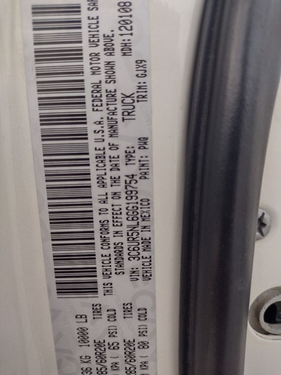 2016 RAM 2500 Image 27