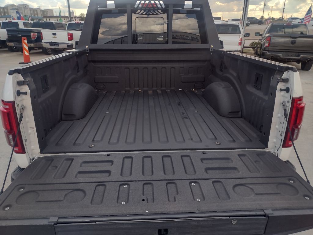 2015 Ford F-150 Image 9