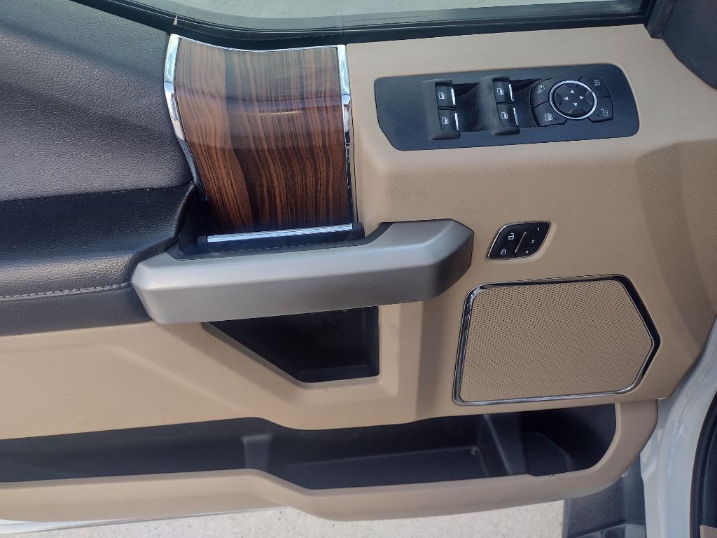 2015 Ford F-150 Image 21