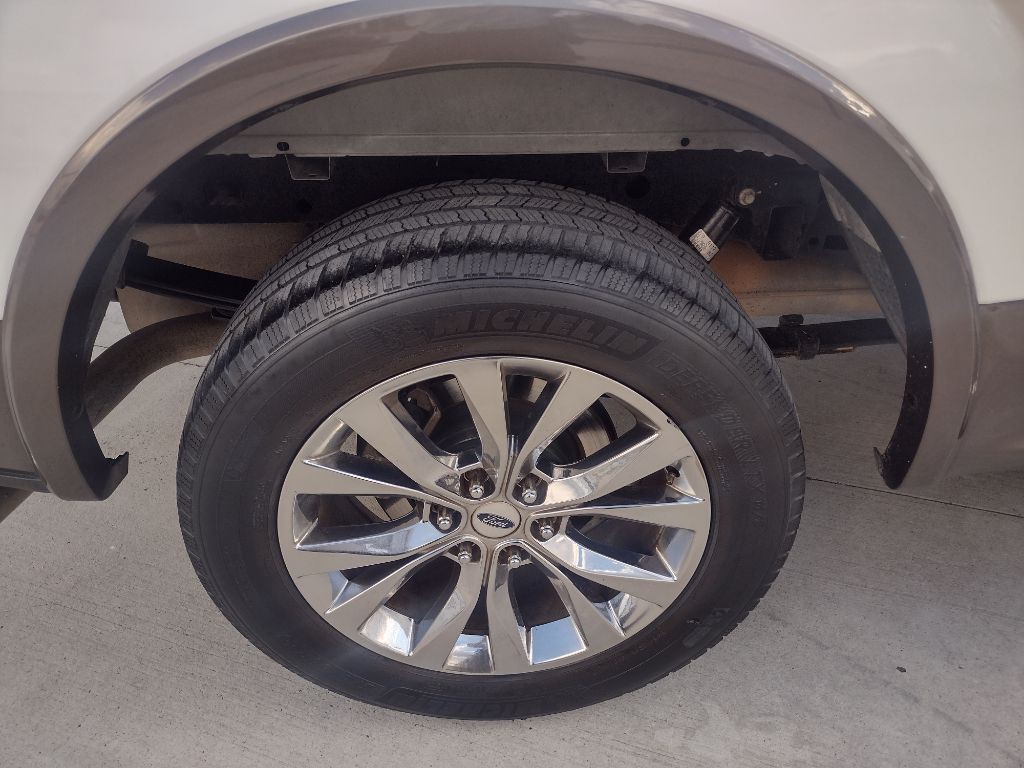2015 Ford F-150 Image 23