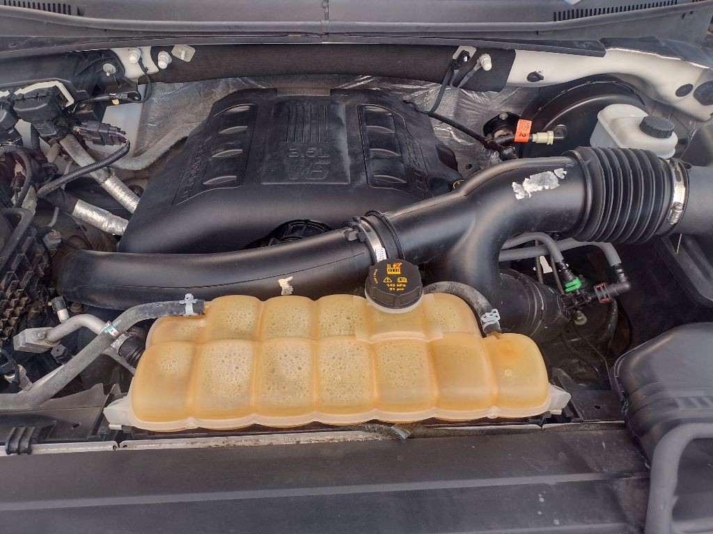 2015 Ford F-150 Image 24