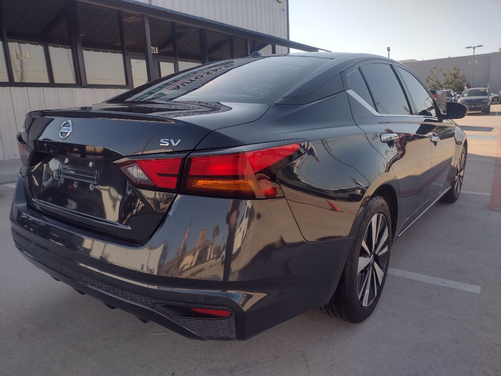 2021 Nissan Altima Image 7