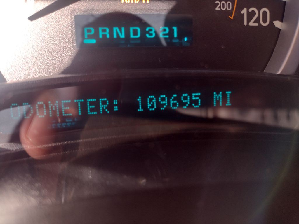 2005 HUMMER H2 Image 11