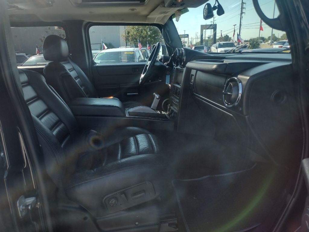 2005 HUMMER H2 Image 16