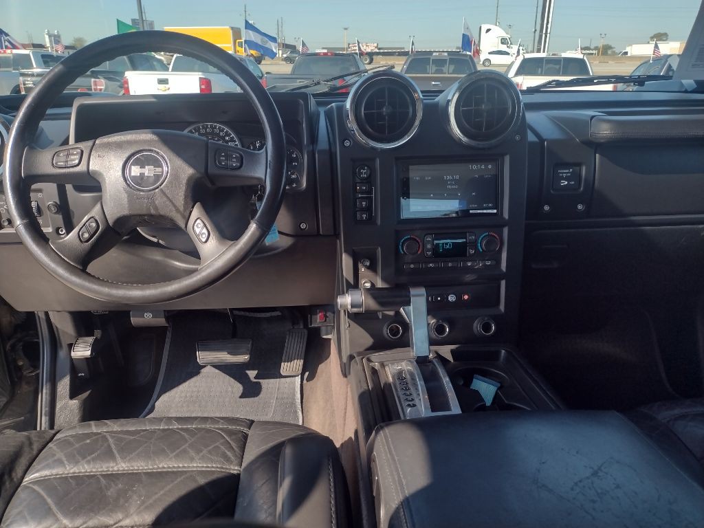 2005 HUMMER H2 Image 17