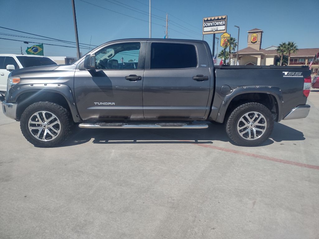 2016 Toyota Tundra Image 4