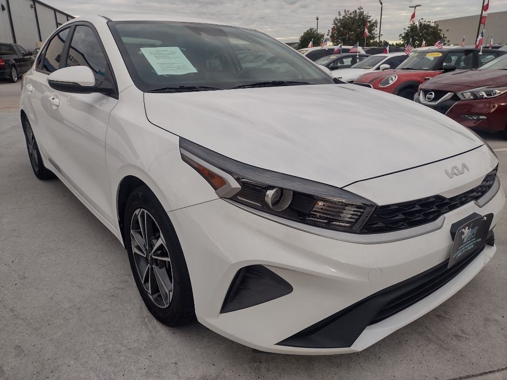 2023 Kia Forte Image 1