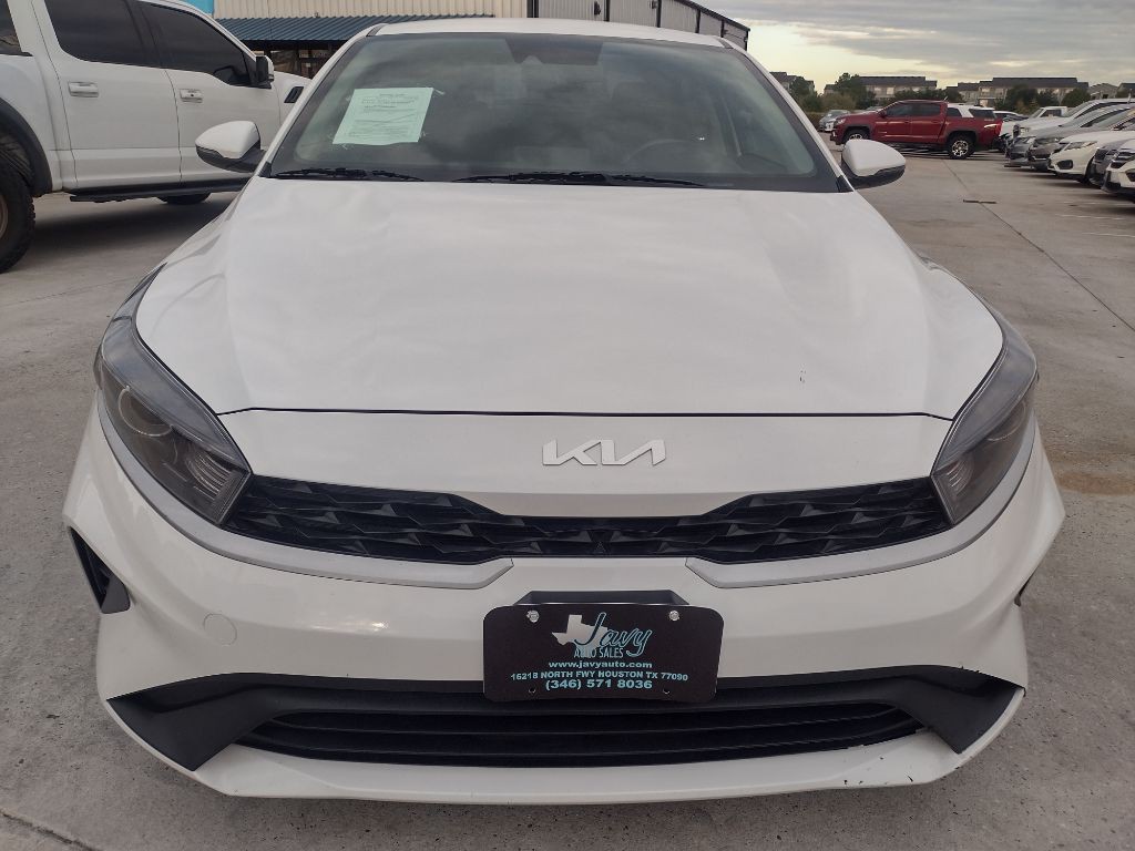 2023 Kia Forte Image 5