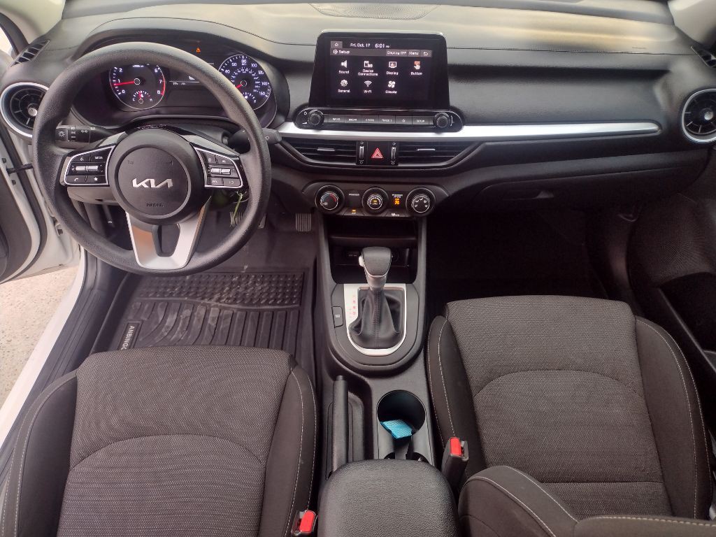 2023 Kia Forte Image 10