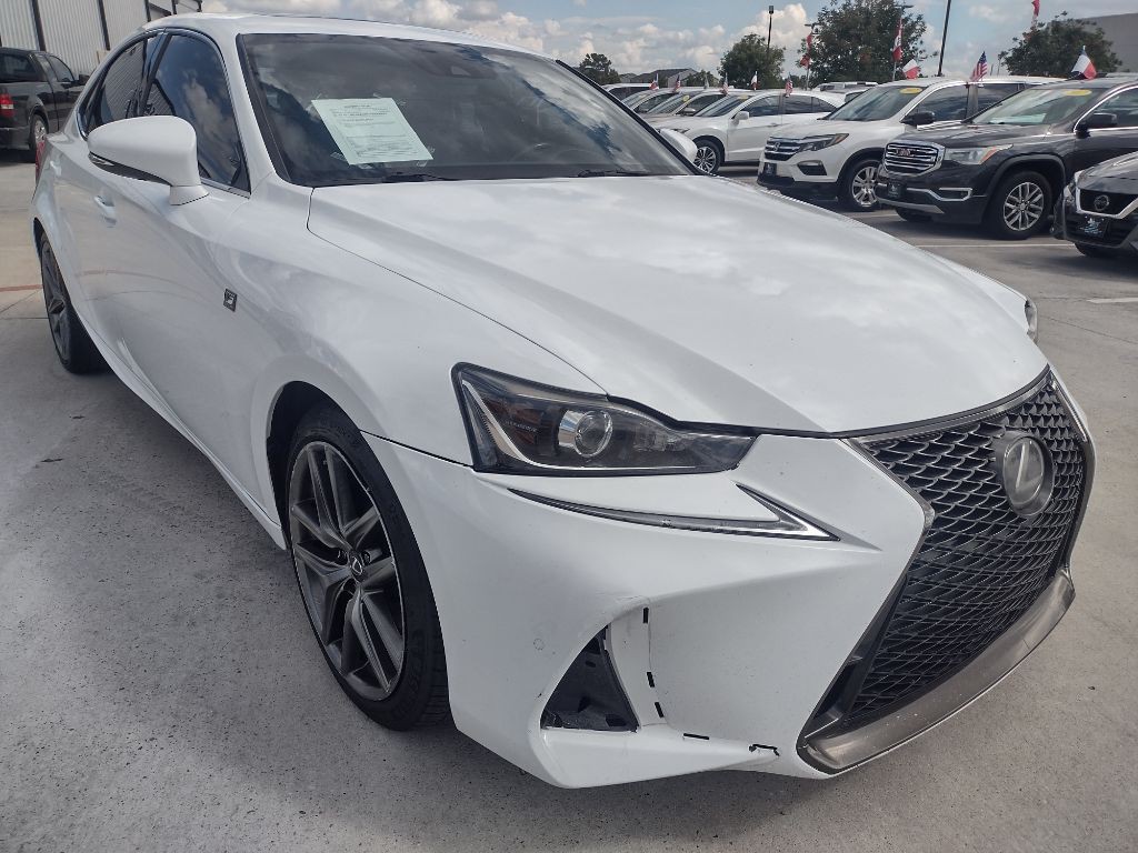 2019 Lexus IS Image 1