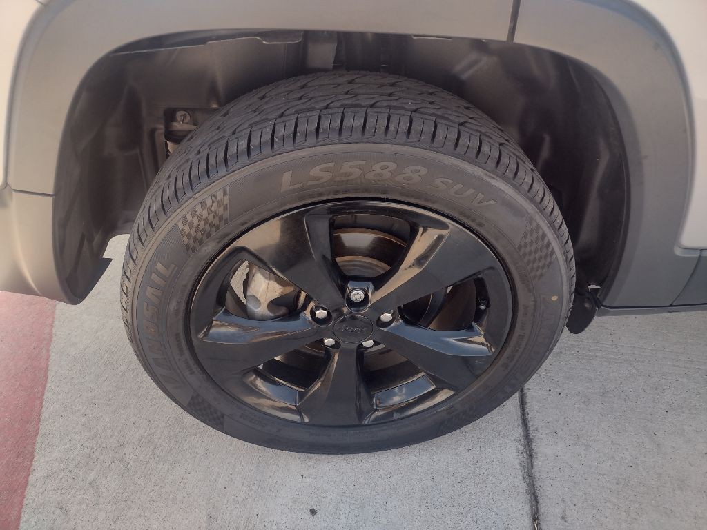 2020 Jeep Cherokee Image 21