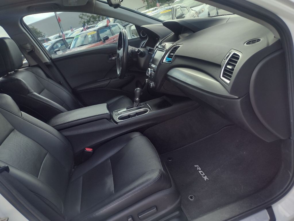 2017 Acura RDX Image 19