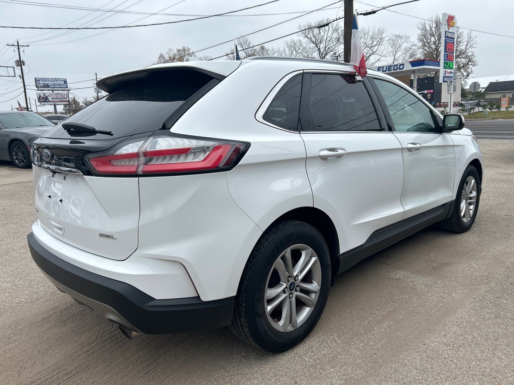 2020 Ford Edge Image 5