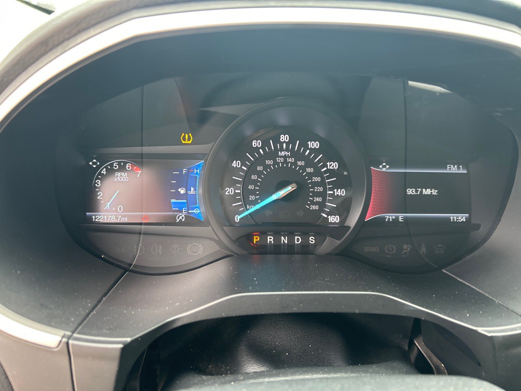 2020 Ford Edge Image 15