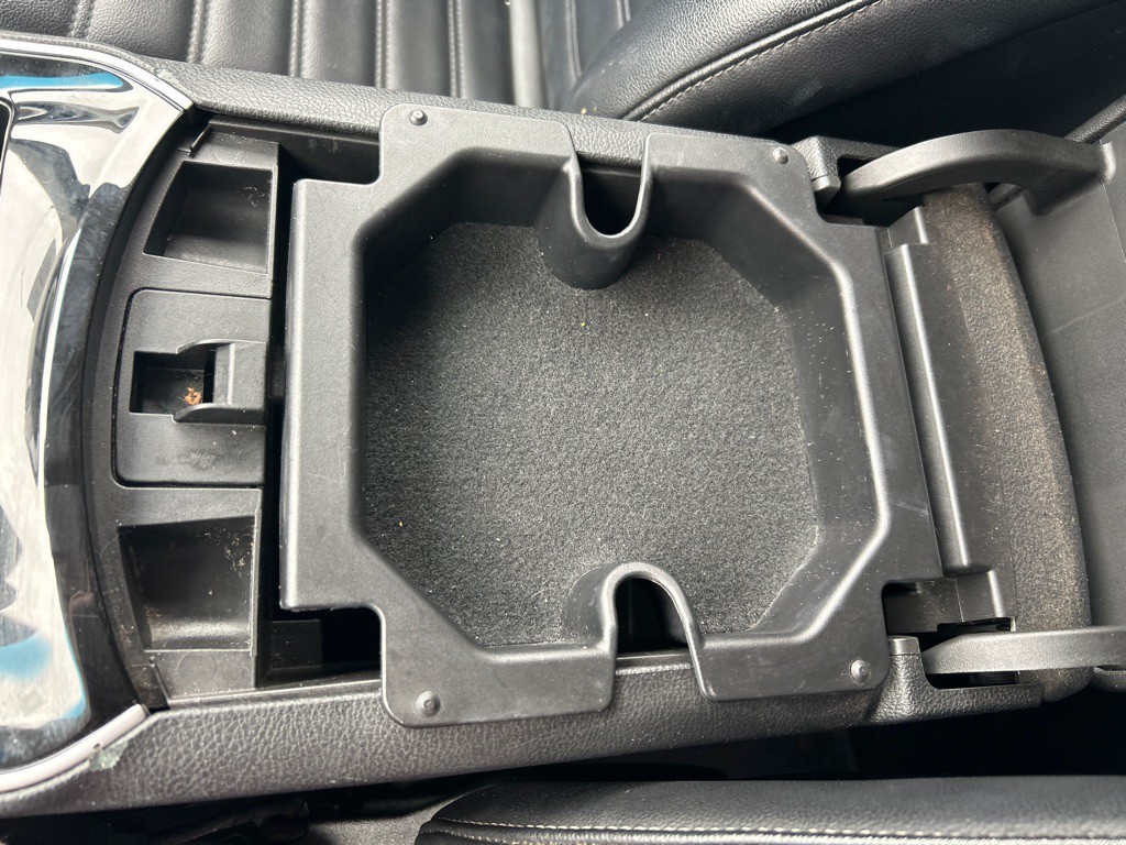 2020 Ford Edge Image 22