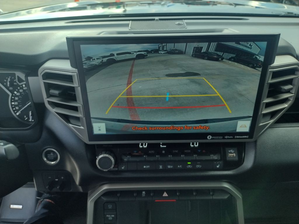2022 Toyota Tundra Image 16