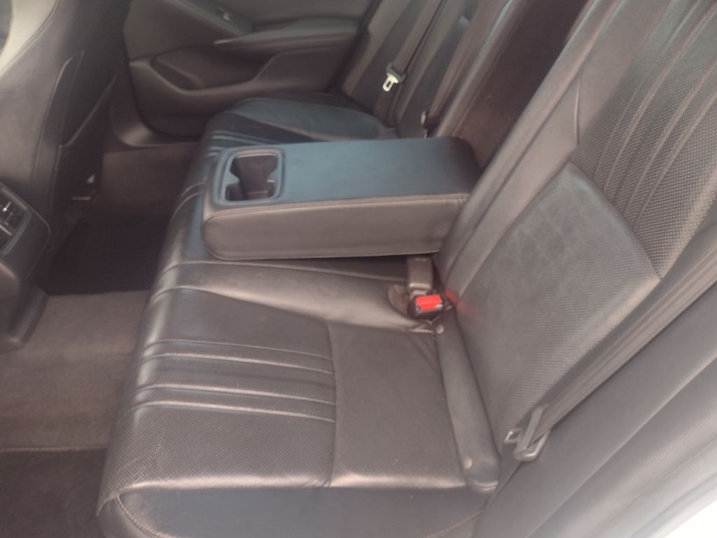 2020 Honda Accord Image 19