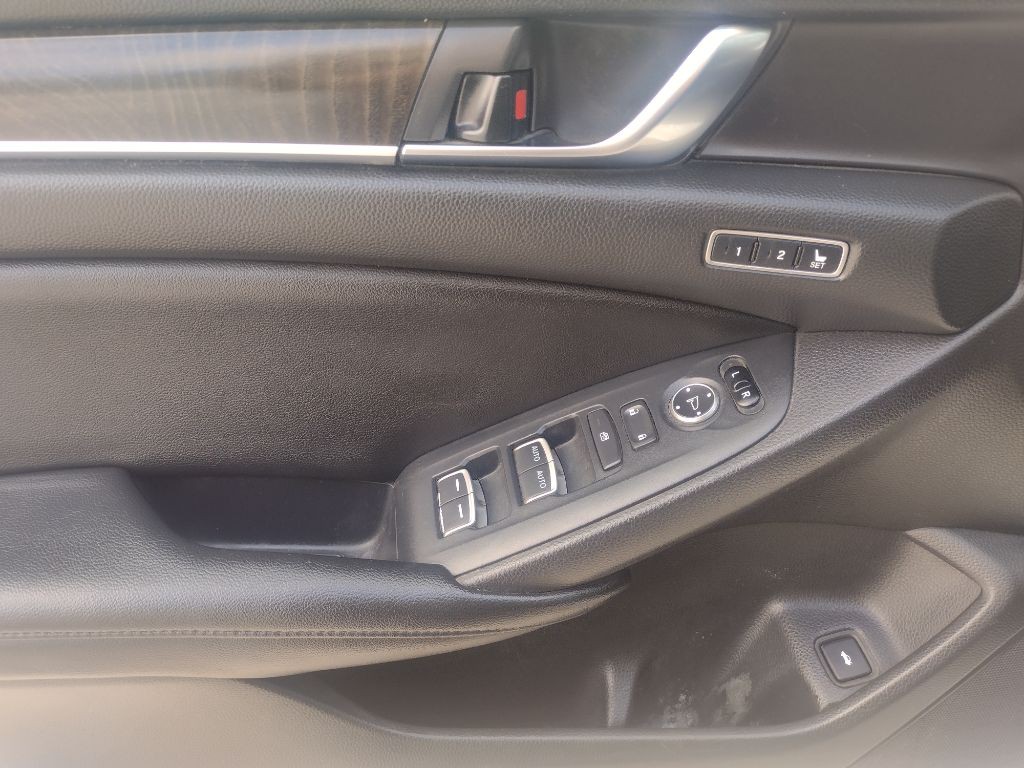 2020 Honda Accord Image 20
