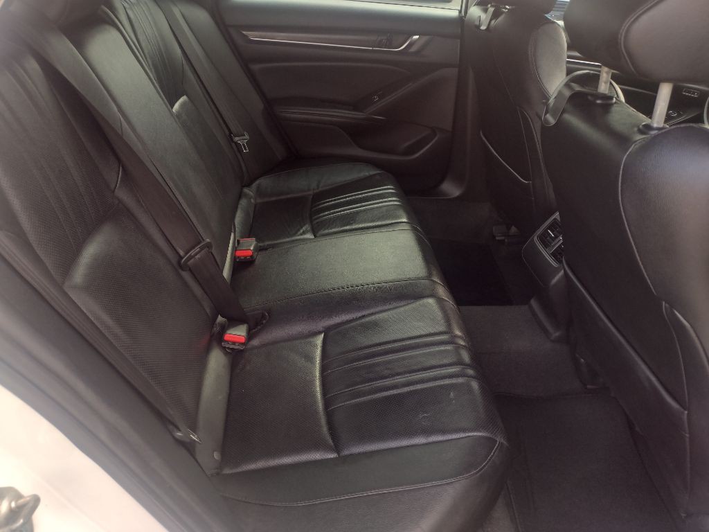 2020 Honda Accord Image 21