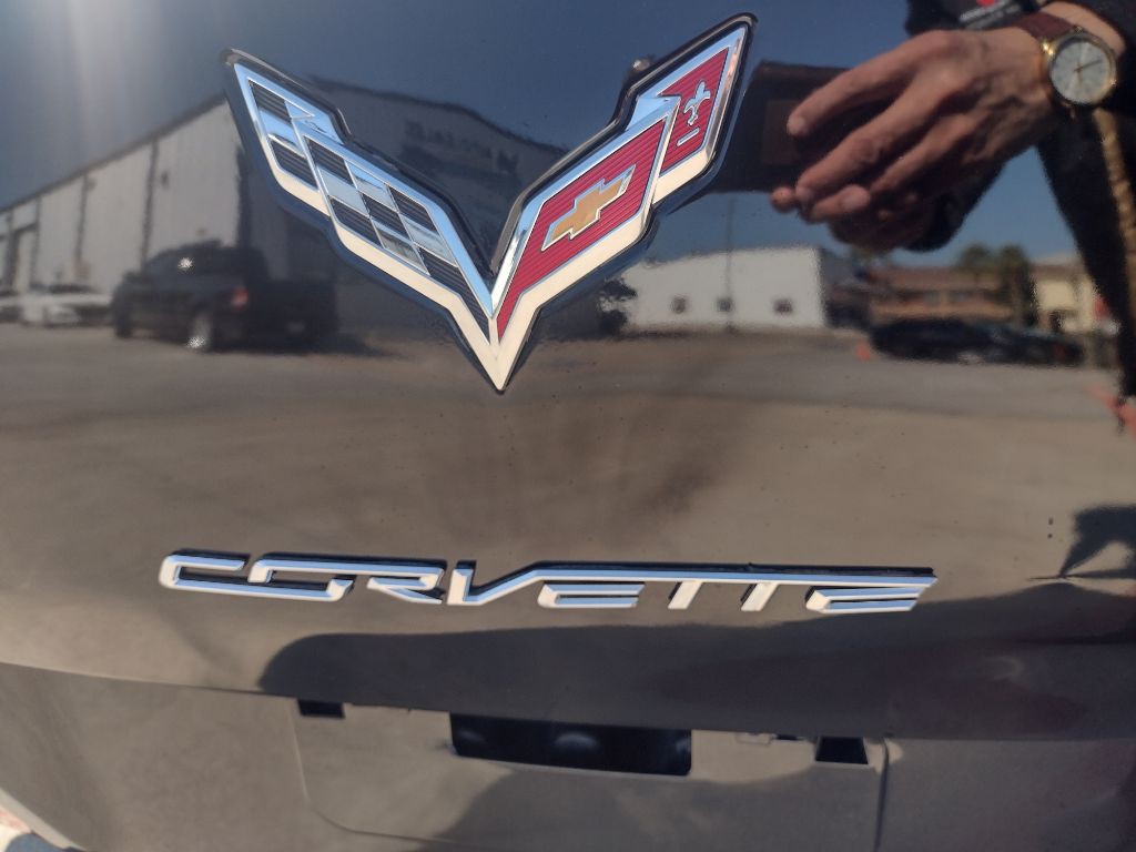 2017 Chevrolet Corvette Image 9