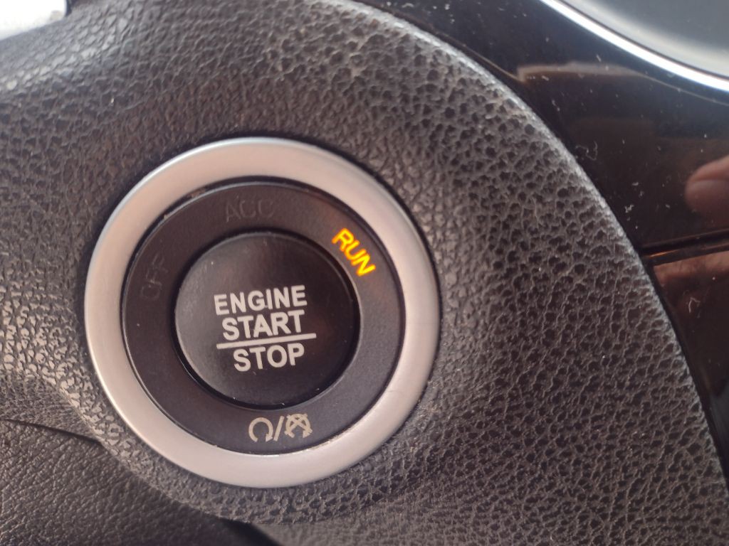 2021 Chrysler 300 Image 11