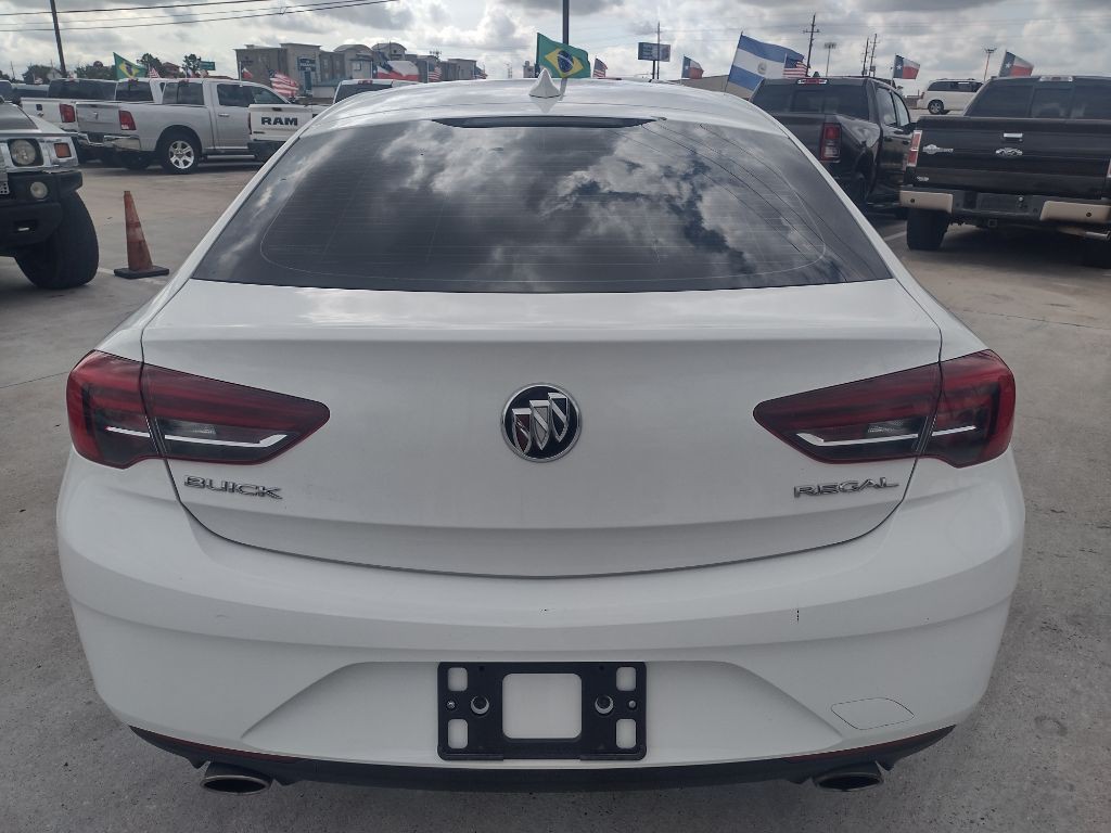 2018 Buick Regal Image 6