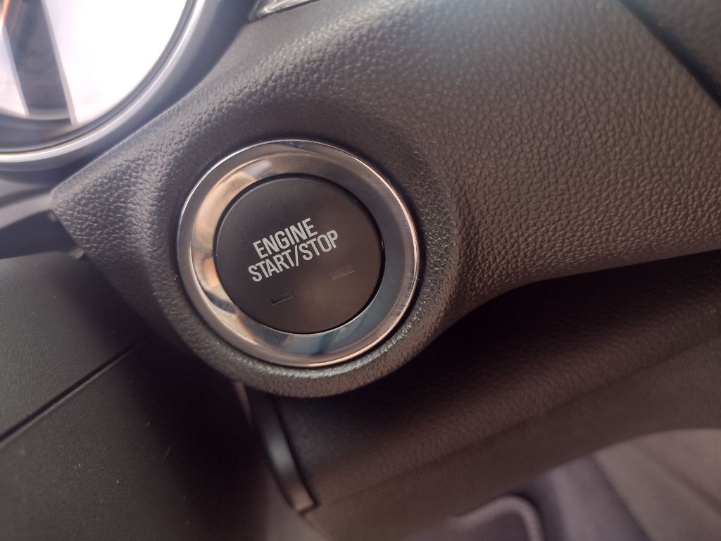 2018 Buick Regal Image 12