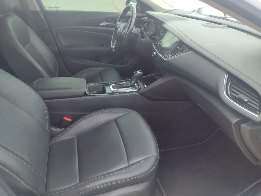 2018 Buick Regal Image 17