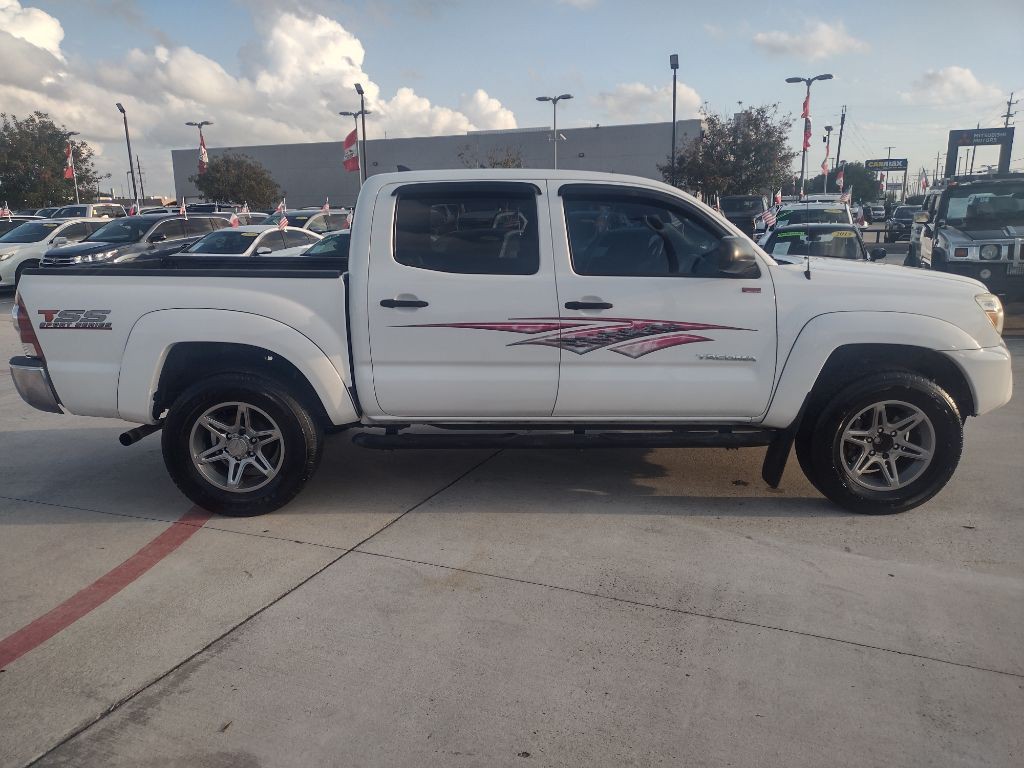 2014 Toyota Tacoma Image 8
