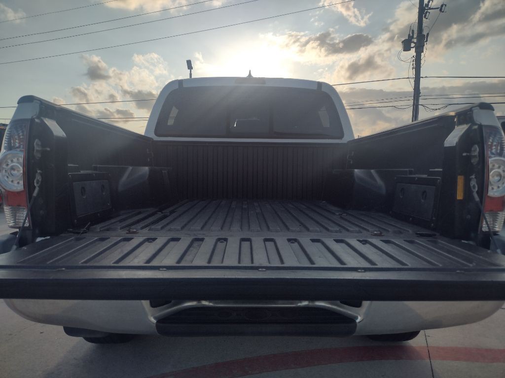2014 Toyota Tacoma Image 9