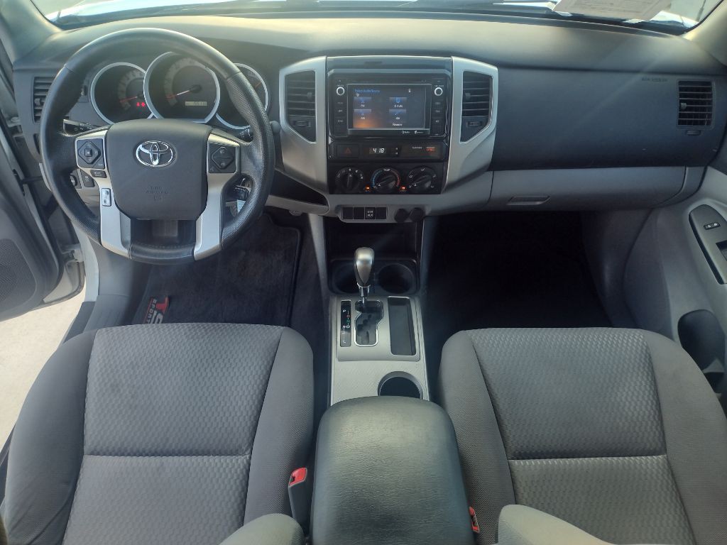 2014 Toyota Tacoma Image 11