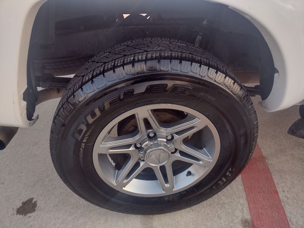 2014 Toyota Tacoma Image 19