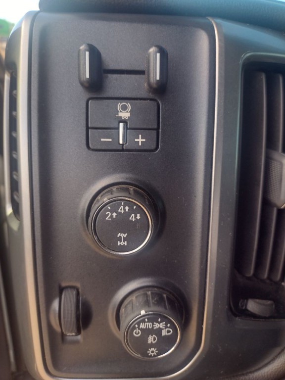 2015 Chevrolet Silverado 1500 Image 14