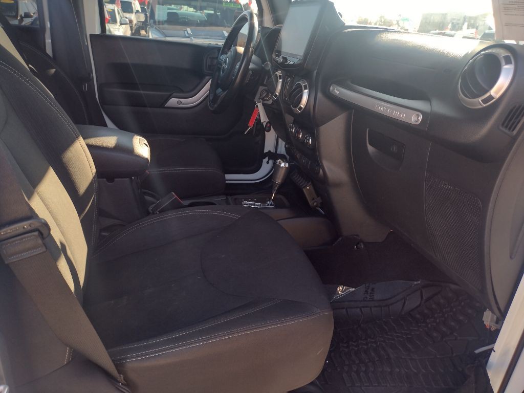 2016 Jeep Wrangler Unlimited Image 20