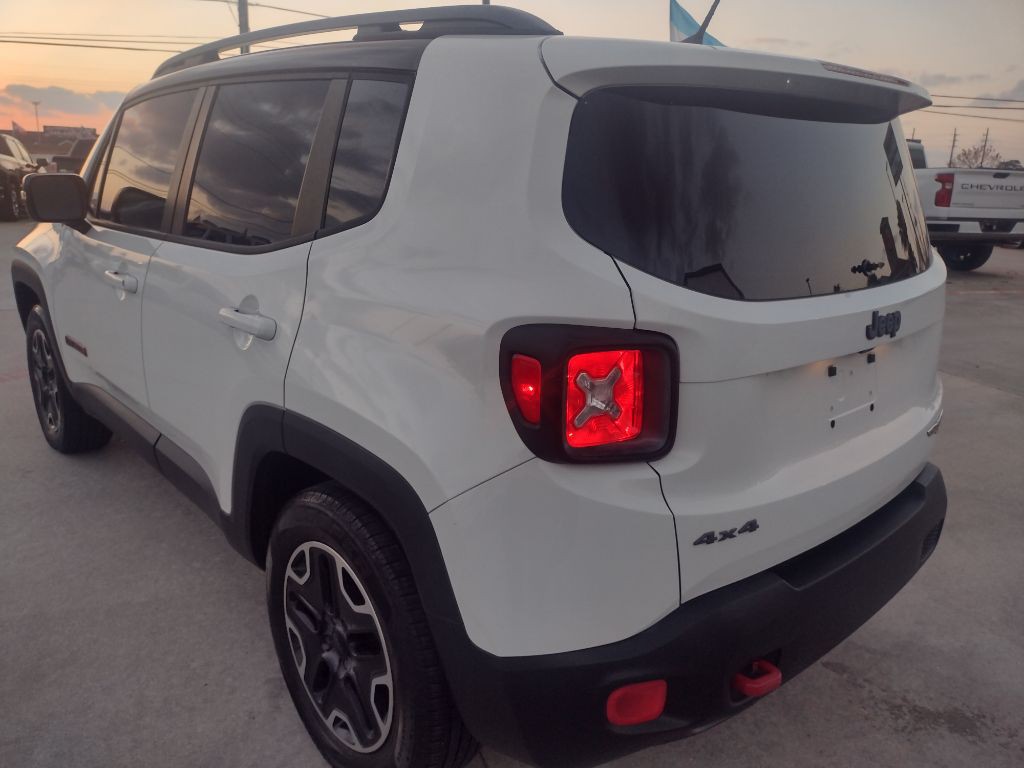2015 Jeep Renegade Image 5