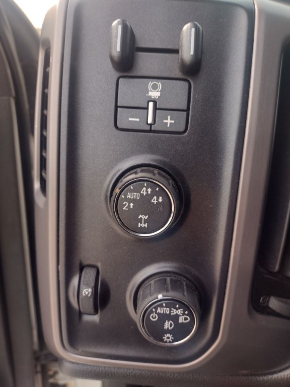 2015 GMC Sierra Image 13