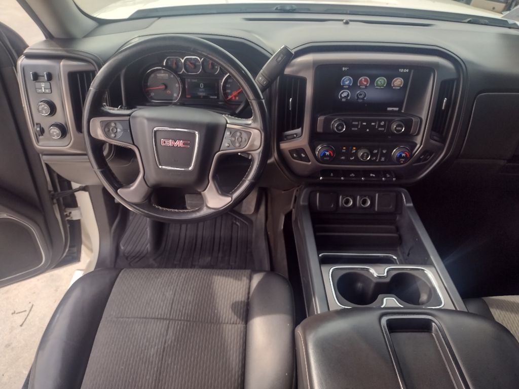 2015 GMC Sierra Image 16
