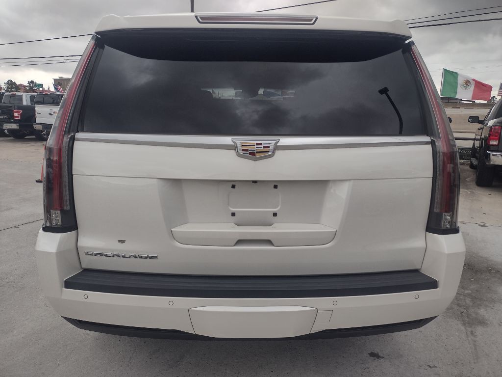 2015 Cadillac Escalade Image 6