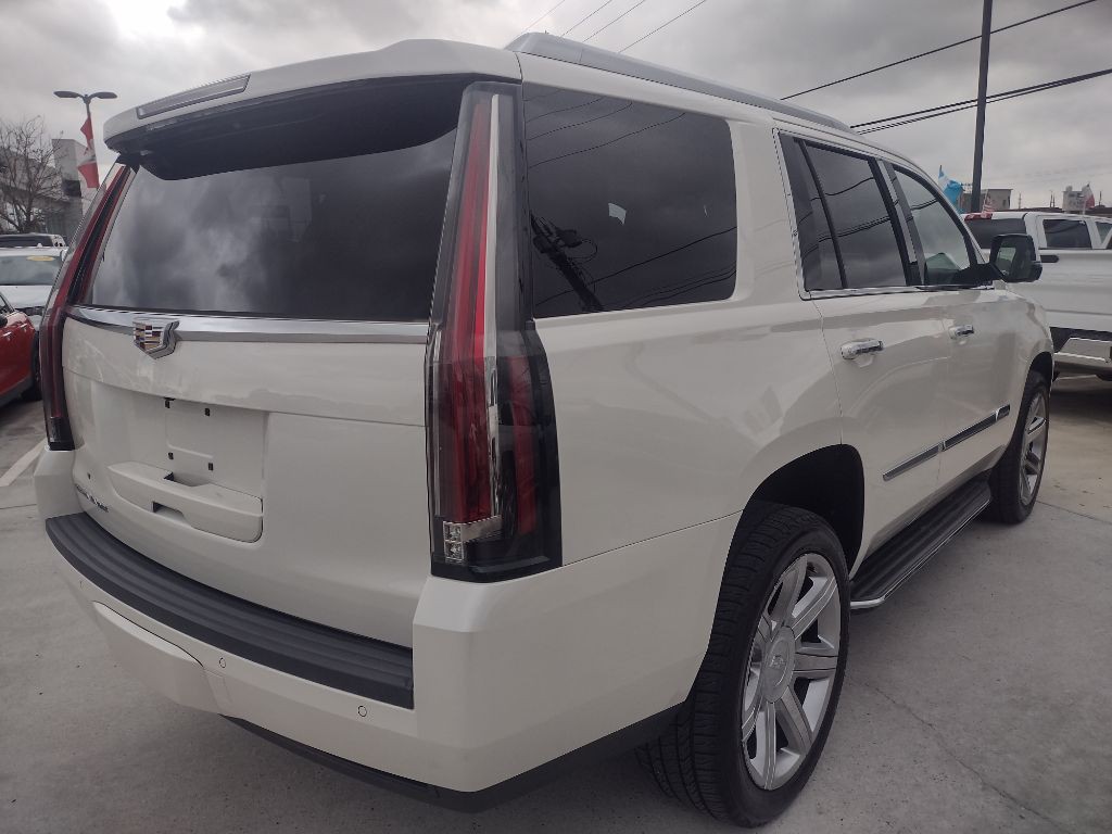 2015 Cadillac Escalade Image 7