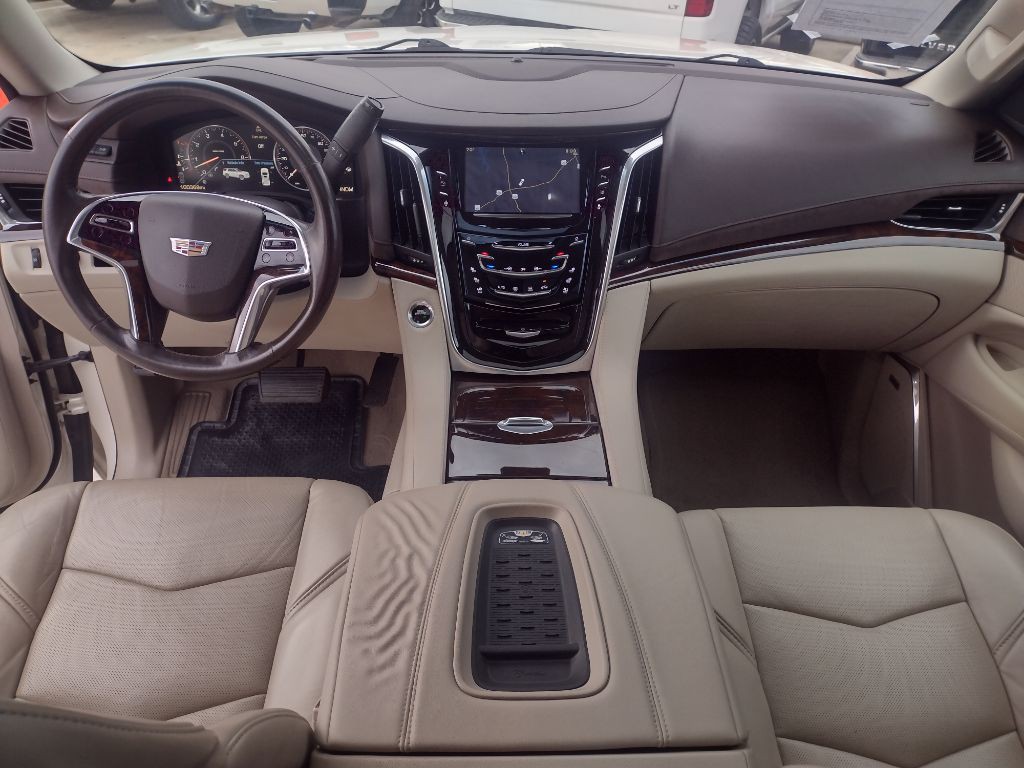 2015 Cadillac Escalade Image 10