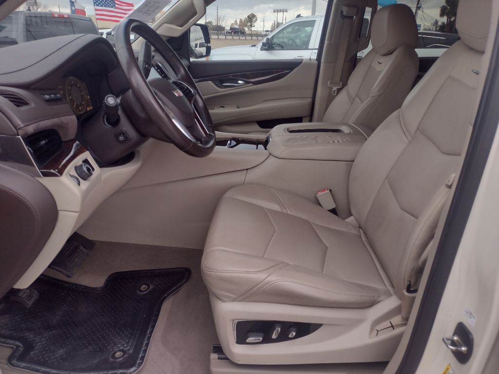 2015 Cadillac Escalade Image 15