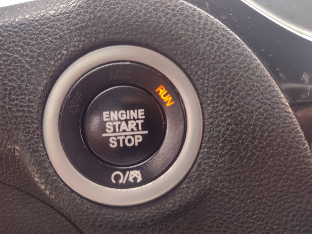 2019 Chrysler 300 Image 12