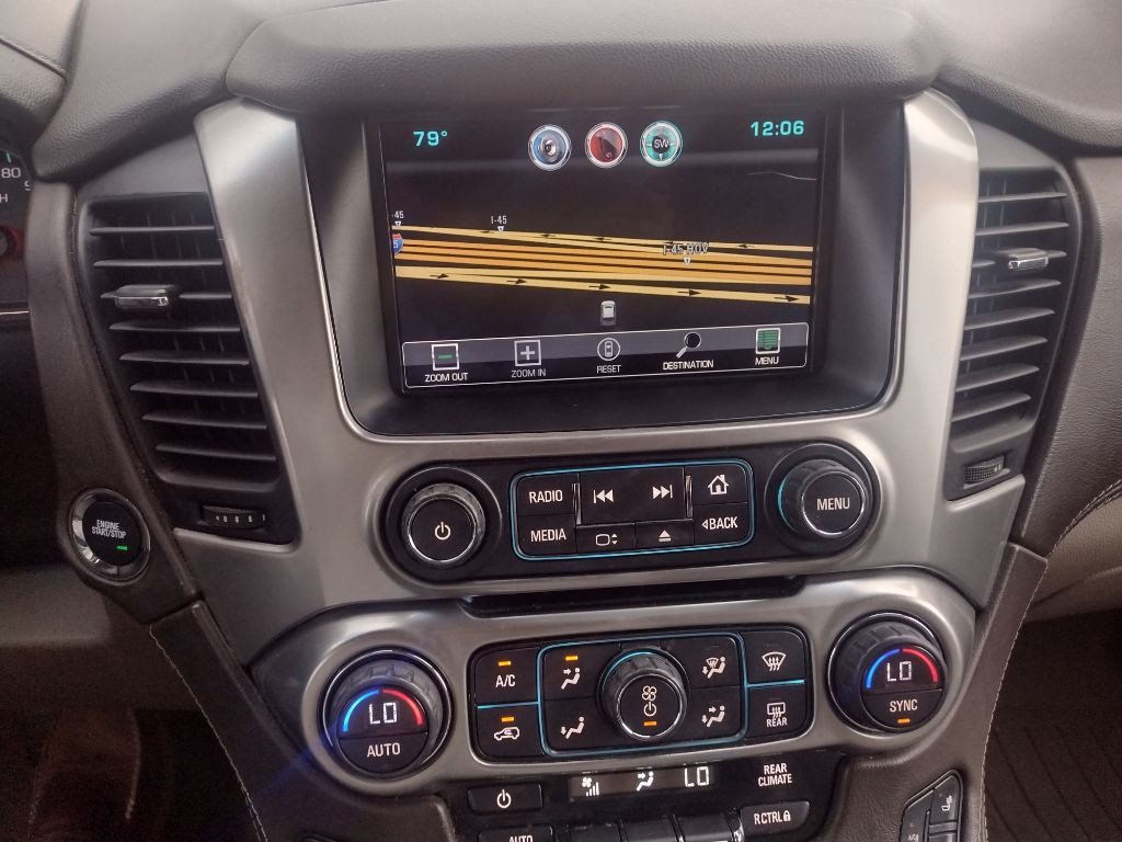 2015 Chevrolet Suburban Image 12