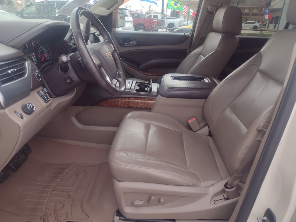 2015 Chevrolet Suburban Image 13
