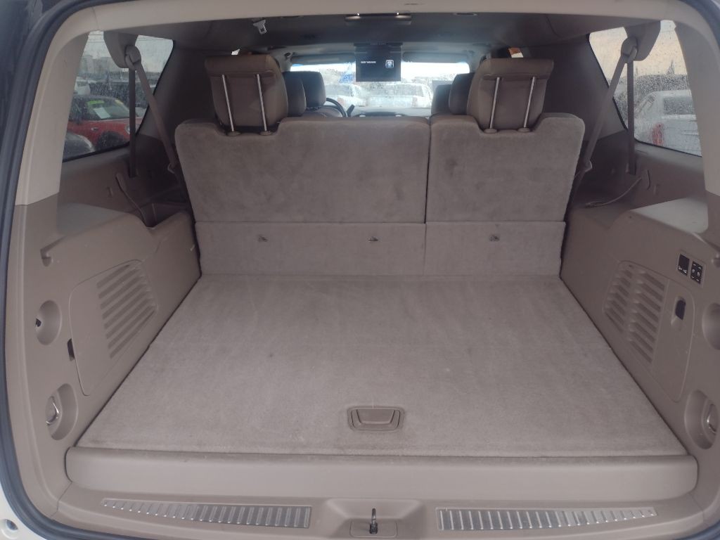 2015 Chevrolet Suburban Image 20