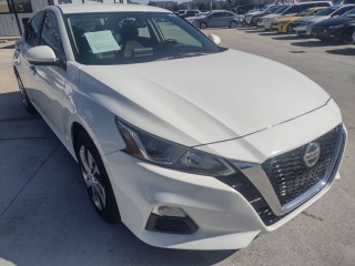 Image for 2020 Nissan Altima S ID: 7074963